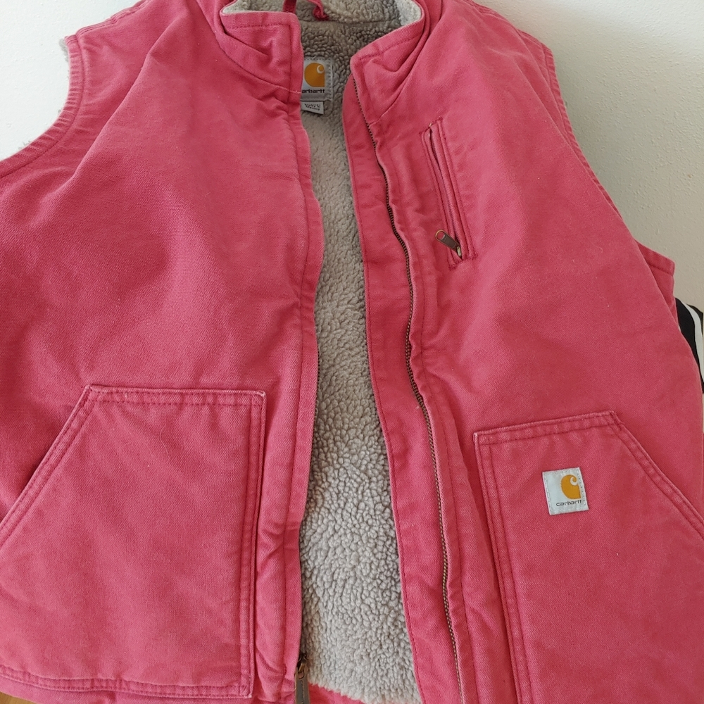 Carhartt Vest size Large Woman
